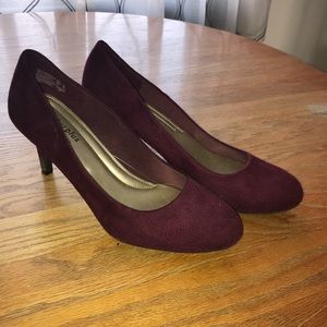 Burgundy suede heels